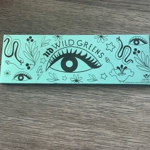 Urban decay wild greens eyeshadow palette vegan formula with avocado oil